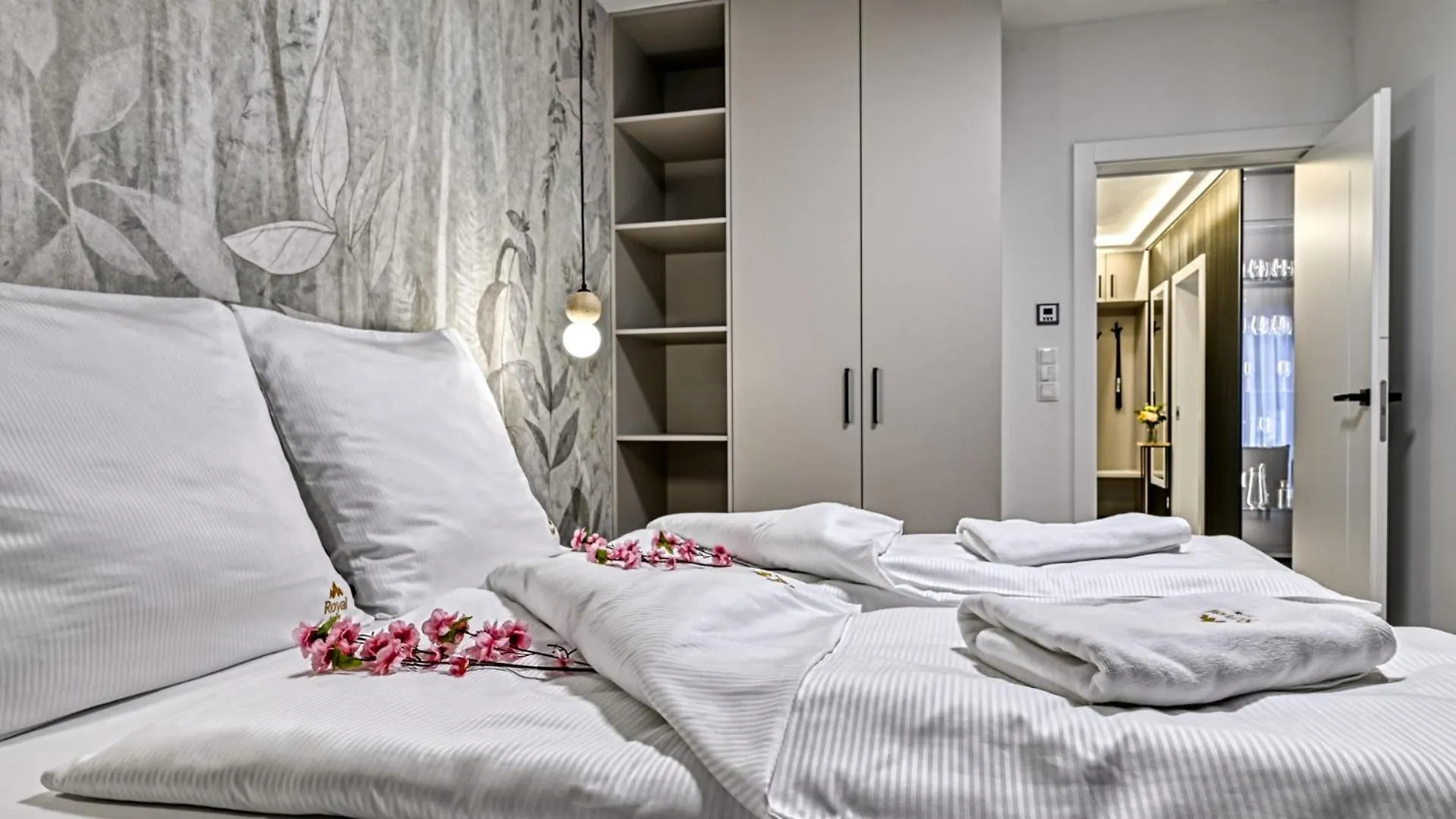 Apartamenty Belle View - Centrum - By Royal Aparts Szklarska Poreba 0*,  Poland