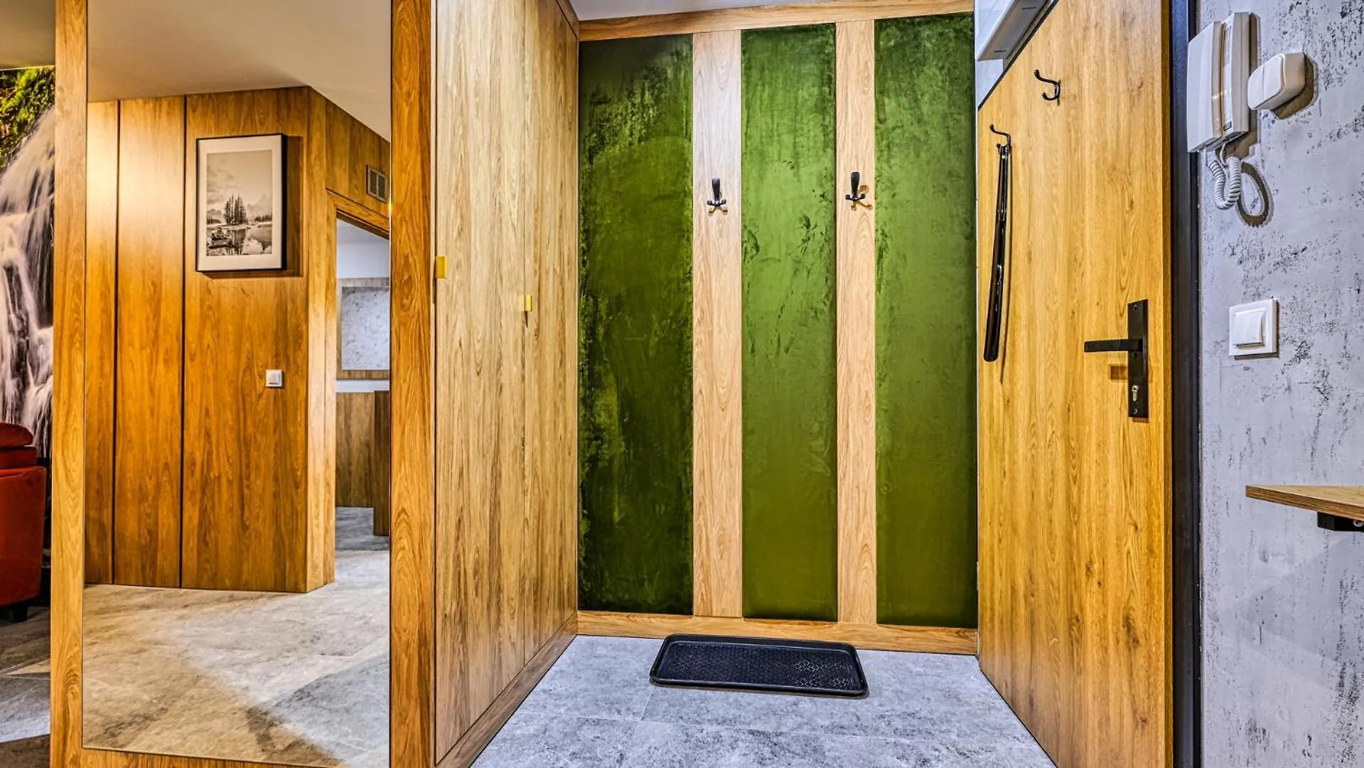 Apartamenty Belle View - Centrum - By Royal Aparts Szklarska Poreba 0*,  Poland